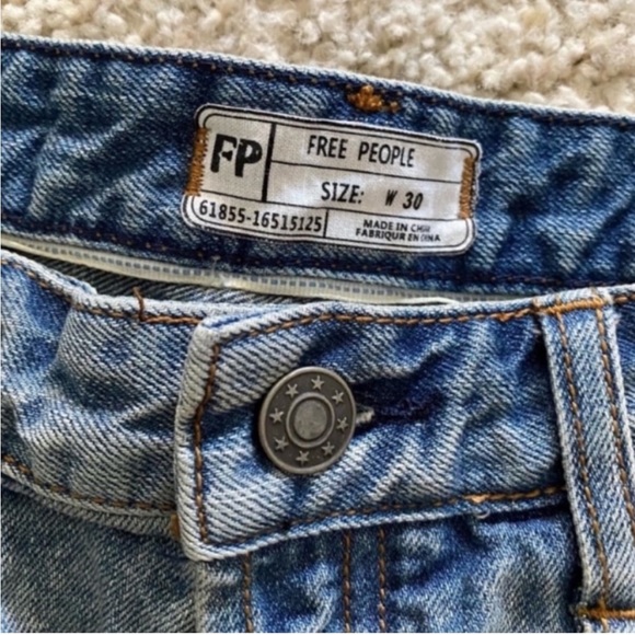 Free People jean shorts - Picture 4 of 5